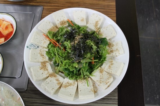 능이칼국수 이미지
