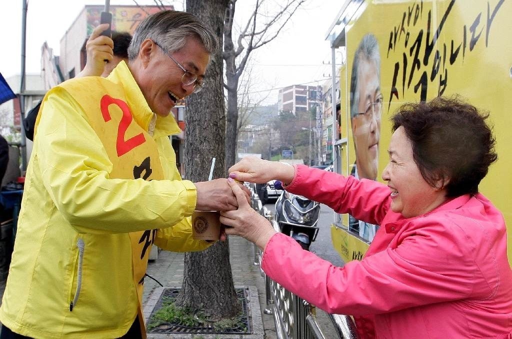 문재인과 사상구 주민들.jpg (힐링타임) | 인스티즈
