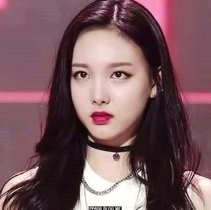 트와이스에서 외모와 노래를 맡고있는 멤버 | 인스티즈