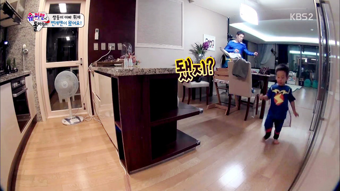 [슈퍼맨이돌아왔다] 번개맨으로 분장한 이휘재를 본 이서언ㅋㅋㅋㅋㅋㅋㅋ | 인스티즈