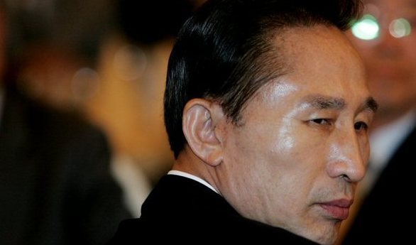 모두 아마데우스 영화 본적 있어? 살리에르 라는 사람과 이명박 | 인스티즈