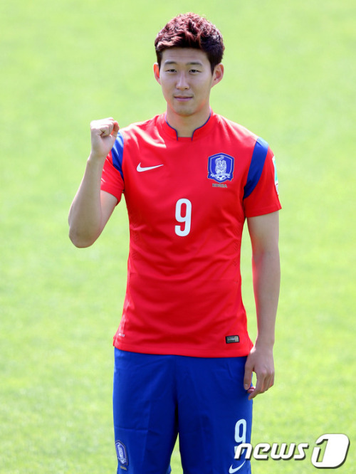 주관적인 대한민국 역대최고의 공격라인이 될것같은 3인방 | 인스티즈
