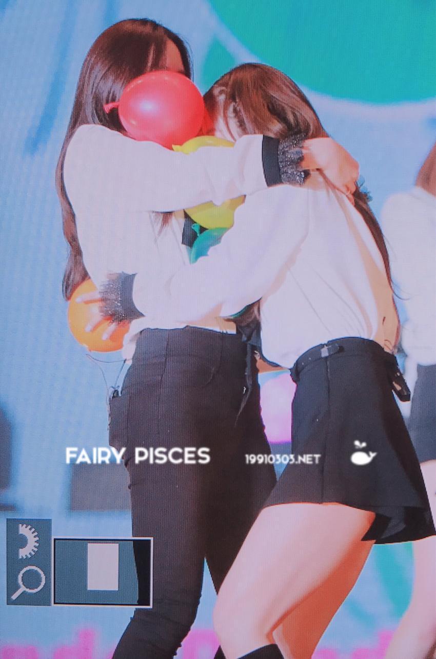동생들에게 괴롭힘 당하는 초롱이.jpg | 인스티즈
