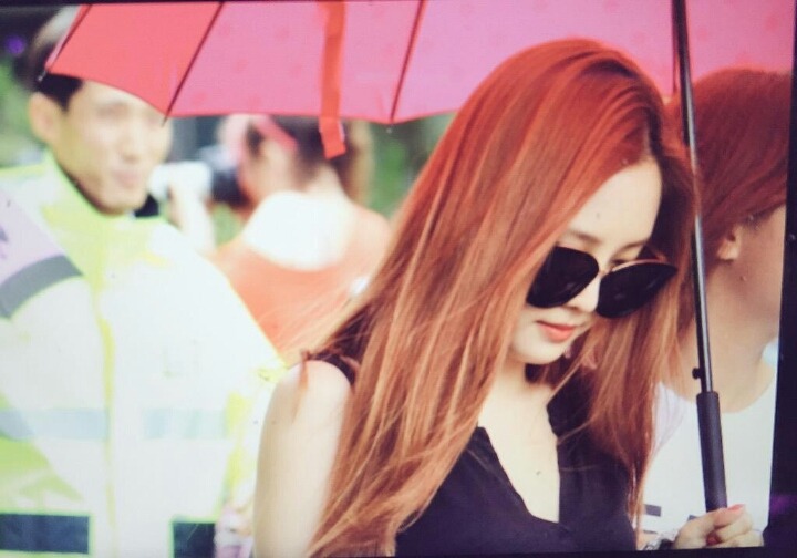 선글라스 낀 나은이 | 인스티즈