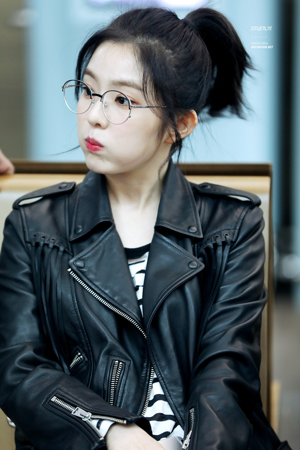 안경도 잘어울리는 아이린.jpg | 인스티즈