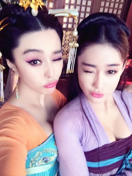 판빙빙이 얼마나 화려하게 생겼는지 실감나는짤.jpg | 인스티즈