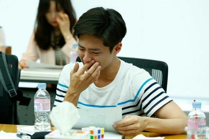 손이 완전 반전인 남자연예인 둘.jpg | 인스티즈