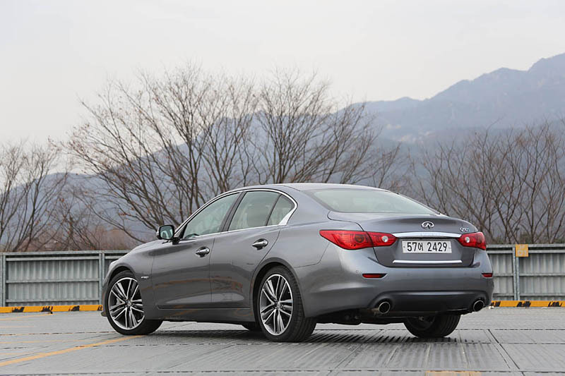 닛산 인피니티 Q50S 하이브리드 | 인스티즈