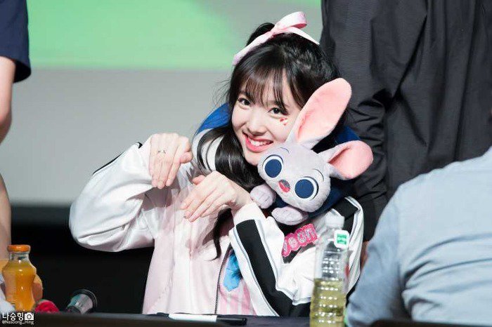 [트와이스] 팬심이 깊어질수록 괴롭히고 울리고 싶은 아이돌 | 인스티즈