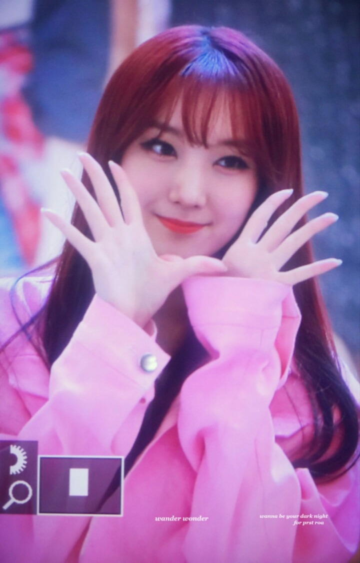 현재 이 시각 프리스틴 로아(김민경) 직찍 | 인스티즈