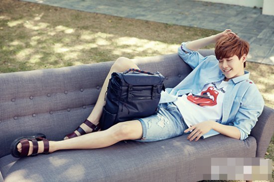 포카리 왜때문에 남자모델은 안써...? 여자보다 더 청량감 돋는 인간 포카리들 | 인스티즈