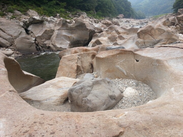 용유담 이미지