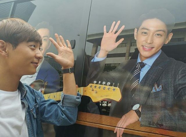 나이보다 10살은 어려 보이는 배우 현우.jpg | 인스티즈