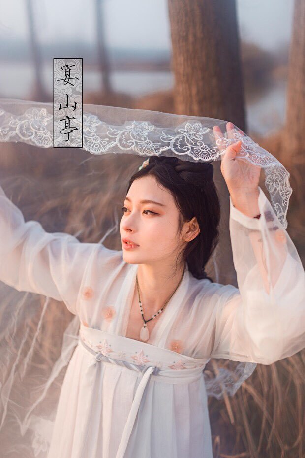 각자 색이 뚜렷한 한중일 전통의상들 | 인스티즈