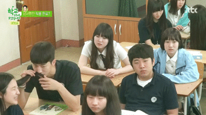 여자를 쉽게 웃기는 방법.. | 인스티즈