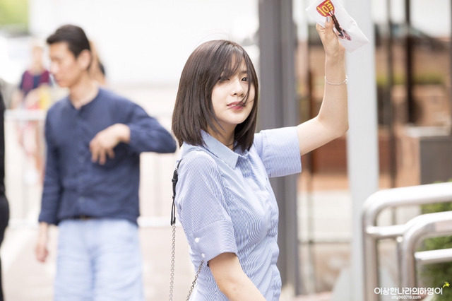 [에이핑크] 잠에서 깨어나는 건 어려운 일이라서 하영이 | 인스티즈