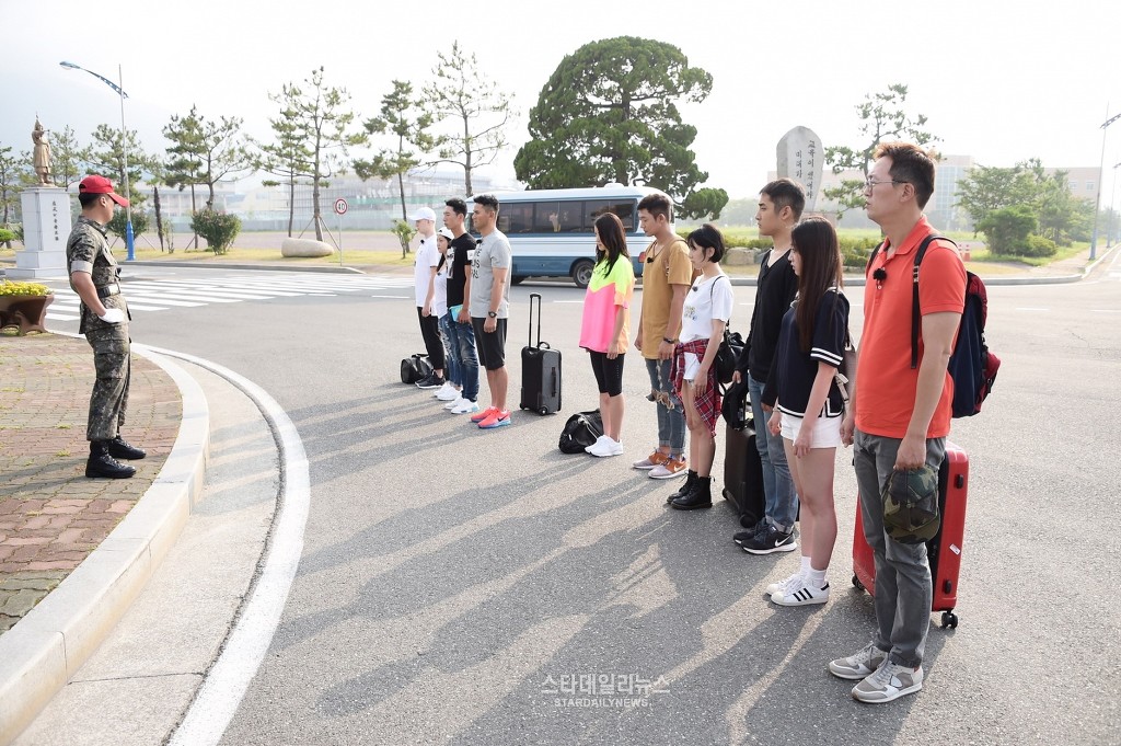 진짜 사나이 해군교육사 남녀동반특집 입소 현장 사진 | 인스티즈