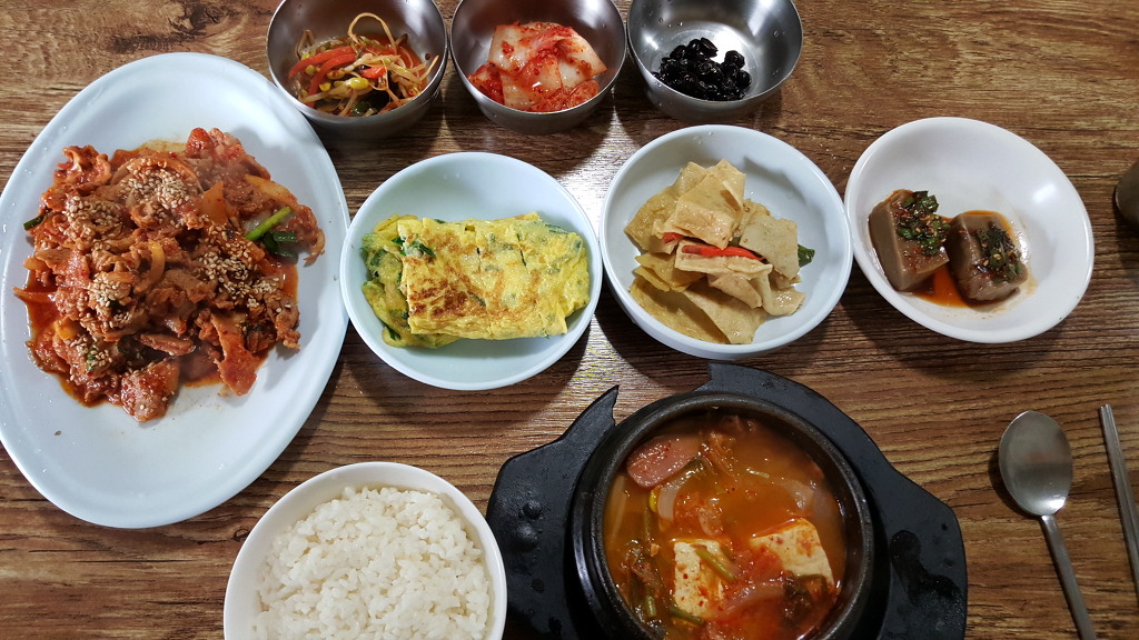 4000원 1인 밥상 | 인스티즈