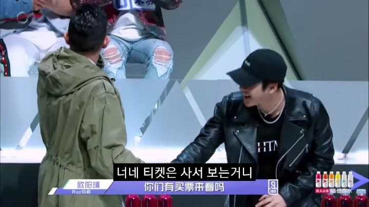 적응안되게 후눈한 분위기의 중국 프듀 심사위원들 | 인스티즈