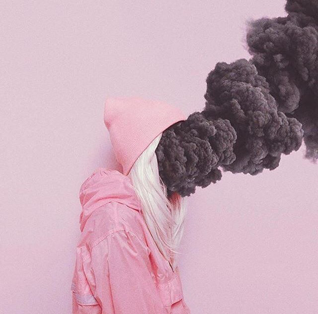 여러분들 본인이 생각했을때 자기 자신의 가장 불쌍한 점은 무엇인가요?? | 인스티즈