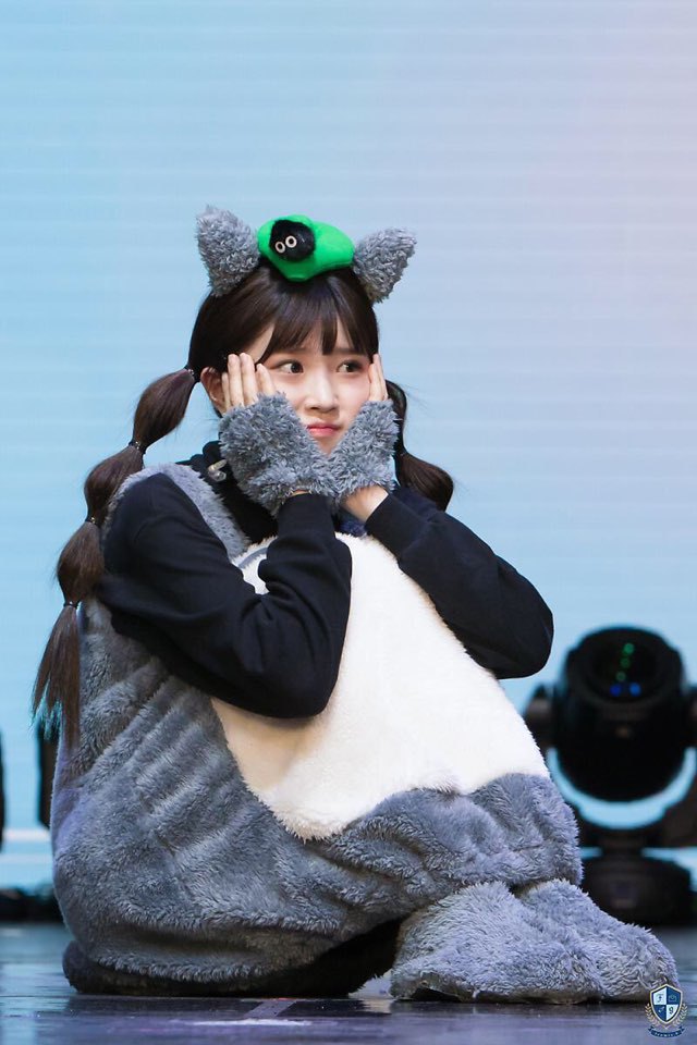 막내는 아닌데 막내같은 아이돌 | 인스티즈