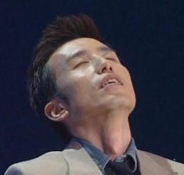 웅성웅성 이미지