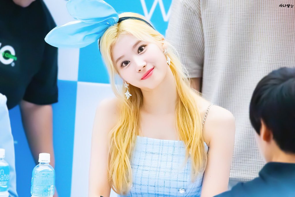 사나는 예쁘다.jpgif | 인스티즈