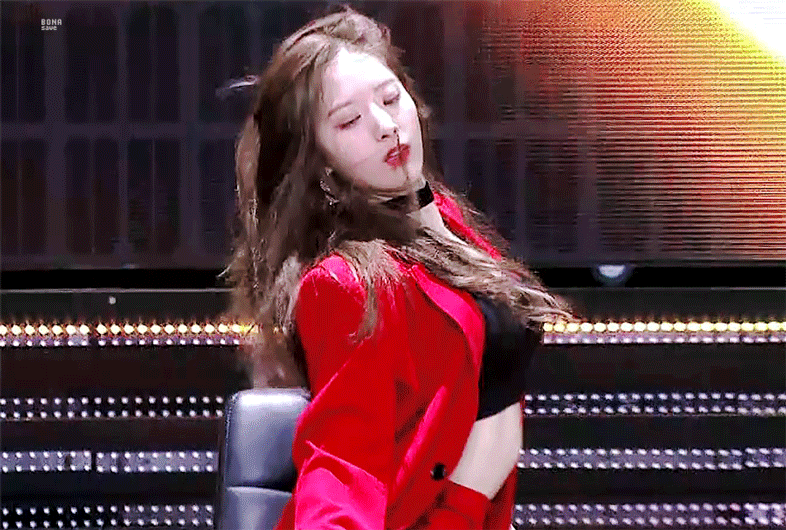 ㄹㅇ루다가 섹시한 우주소녀 보나.gif | 인스티즈