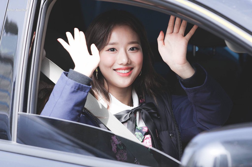 상큼하게 이쁜 에이프릴 이나은.jpgif | 인스티즈