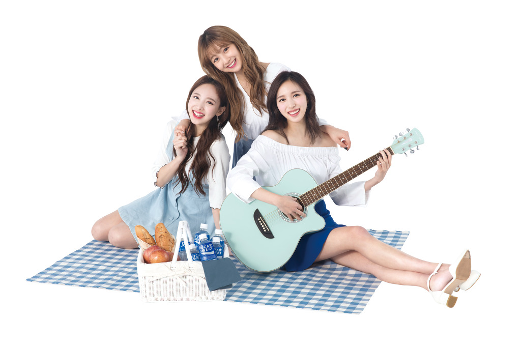 입가리고 웃는데 설레이게 되는 묘이 미나.gif | 인스티즈
