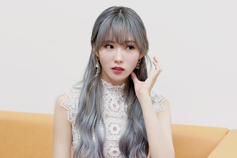 우주소녀 포스트 두니아 제작 발표회 루다 | 인스티즈