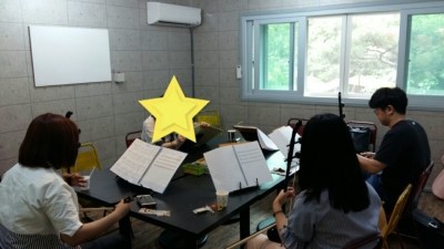 해금 이미지