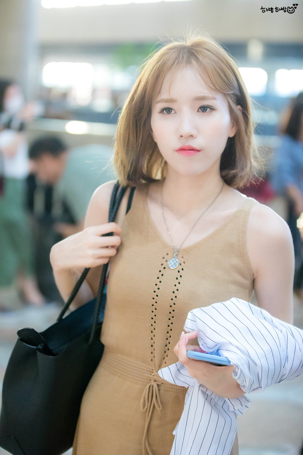 [러블리즈] 뒷덜미가 저리는 기분이라서 명은이 | 인스티즈