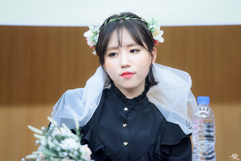 [러블리즈] 비가 오면 할 일이 많이 없어서 명은이 | 인스티즈