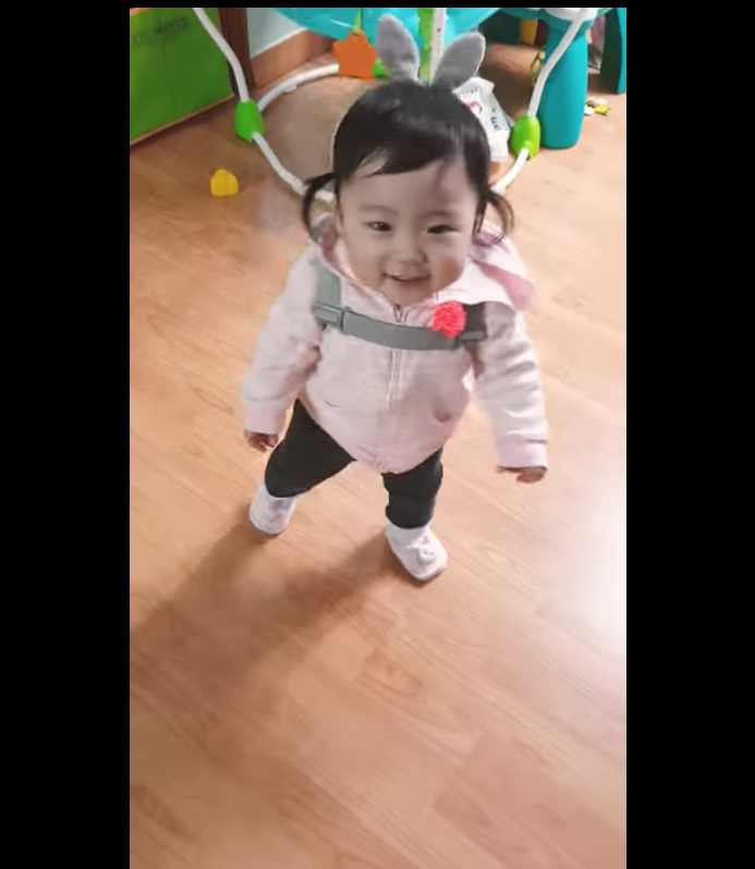 생후 7개월인데 말하는 아기 | 인스티즈