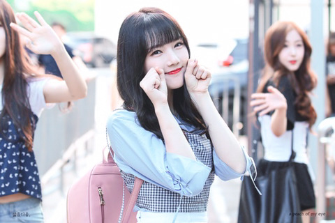 [여자친구] 크리스마스가 얼마남지 않아서 예린이 | 인스티즈
