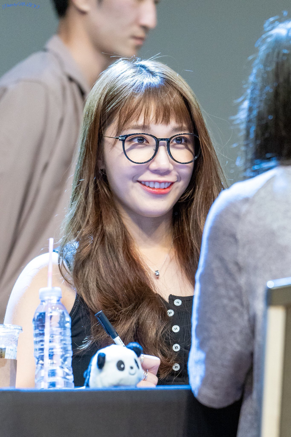 [에이핑크] 퇴근하고 친구들과 한잔 하러 갈 생각이라서 정은지 | 인스티즈