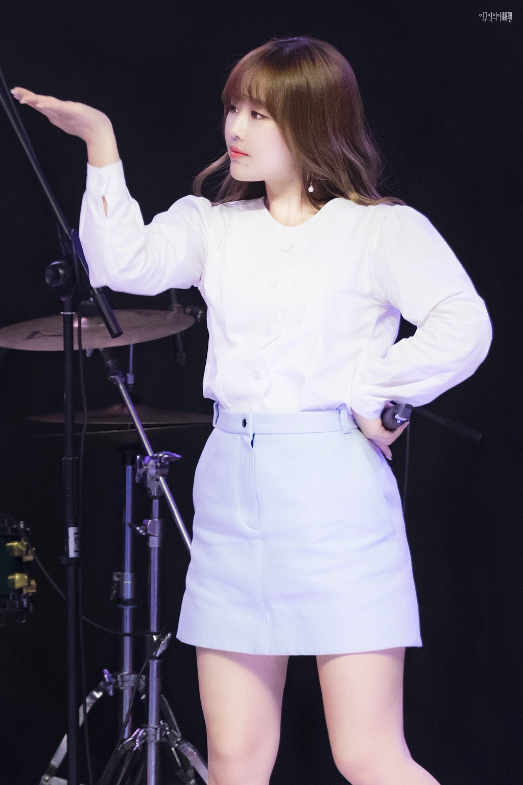 [러블리즈] 휴일이라 그런지 일이 별로 없어서 베이비소울 | 인스티즈