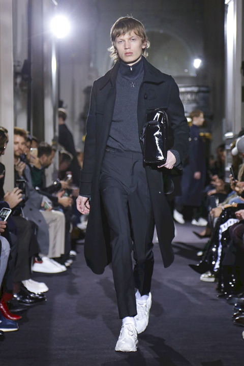 2018 F/W 발렌티노 맨즈웨어 컬렉션 | 인스티즈