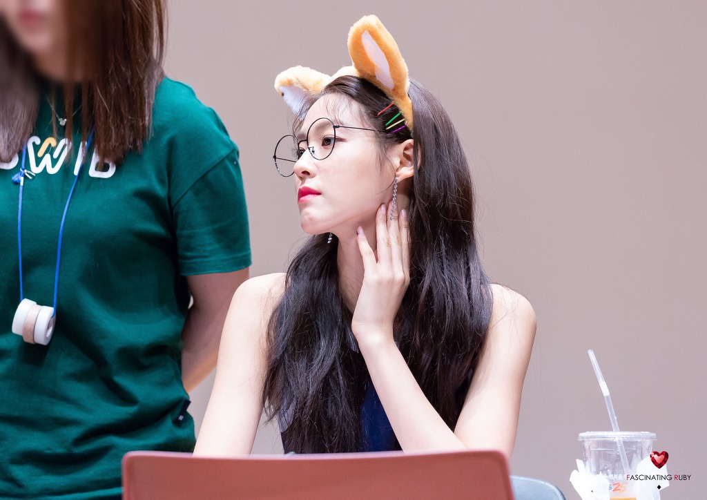 오늘 생일을 맞은 설현이.jpgif | 인스티즈
