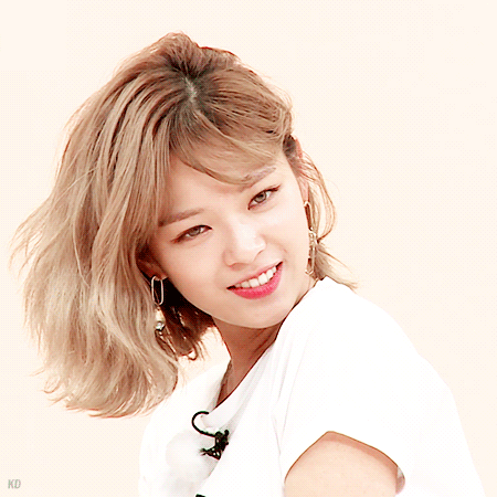 아이돌룸에서 끼부리는 정연이.gif | 인스티즈