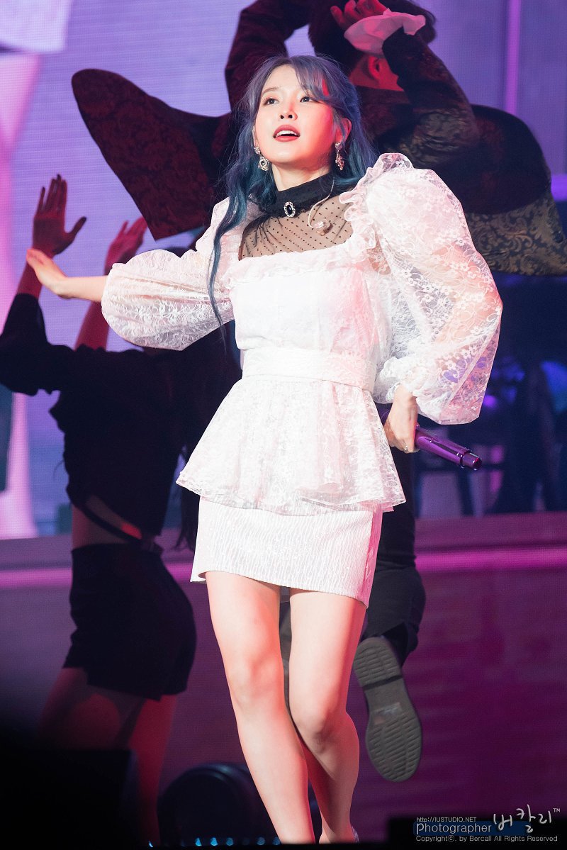 아이유 부산콘서트 아이유.jpg | 인스티즈