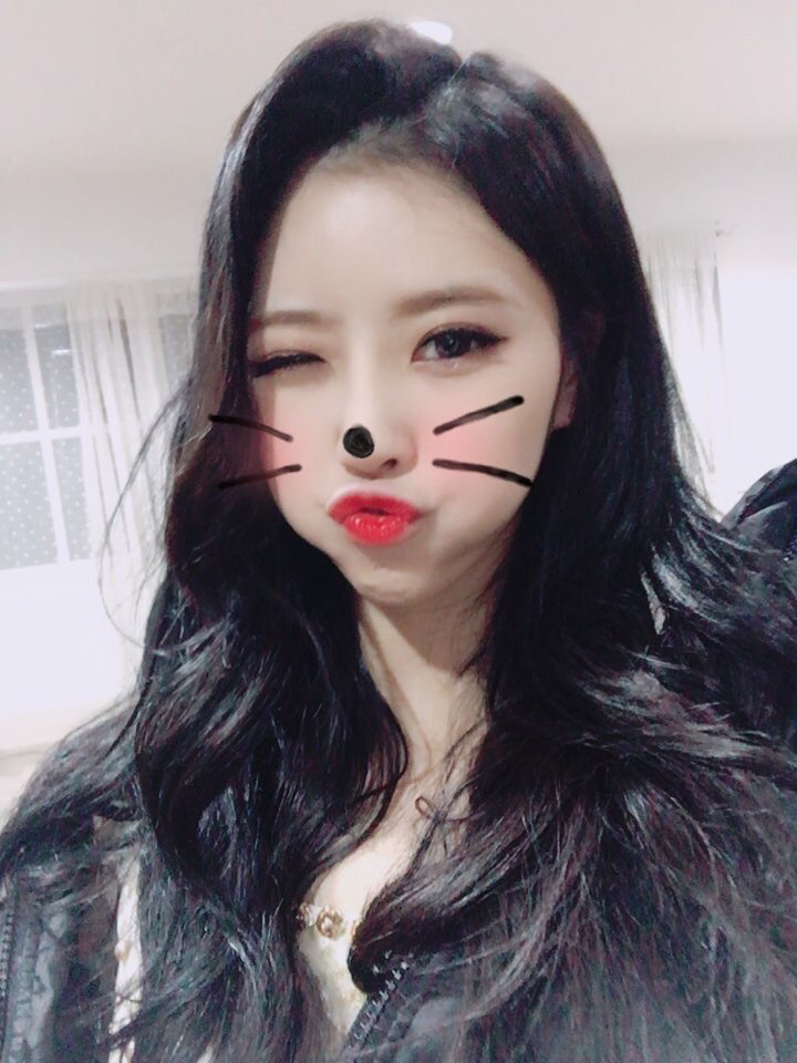 [러블리즈] 피자 먹고 온 사이에 좋은 소식을 들어서 미주 | 인스티즈