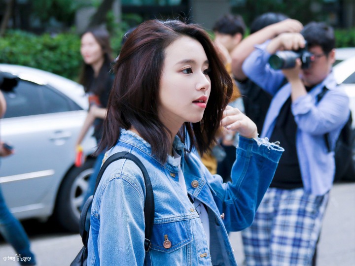 입체적인 이목구비에 콧대가 쩌는 트와이스 채영.jpgif | 인스티즈