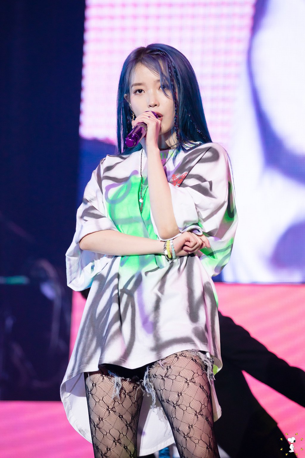 아이유 부산콘서트 아이유.jpg | 인스티즈