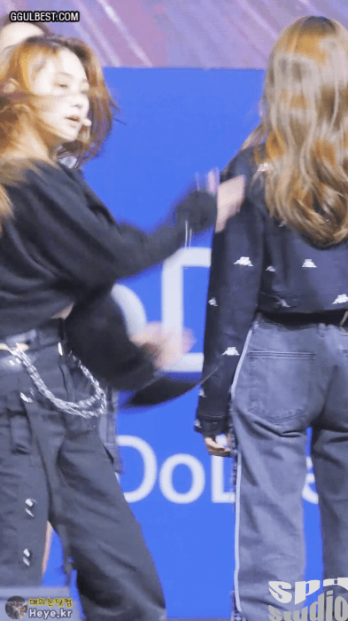 [구구단] 스무살 미나의 키스씬 | 인스티즈