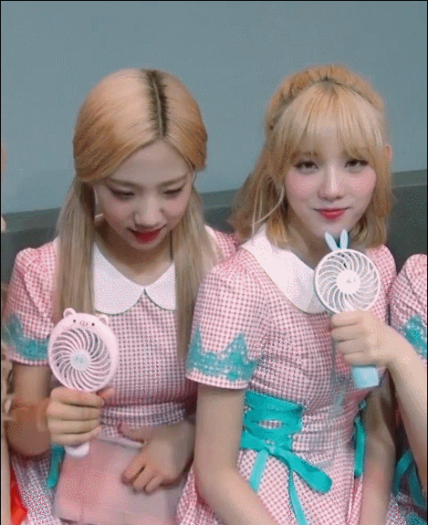 우쭈테잎23 우주소녀 여름이 움짤 | 인스티즈