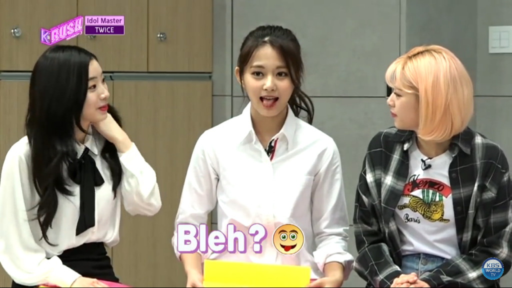 타이타닉 명장면 따라하는 쯔위X정연.jpg | 인스티즈